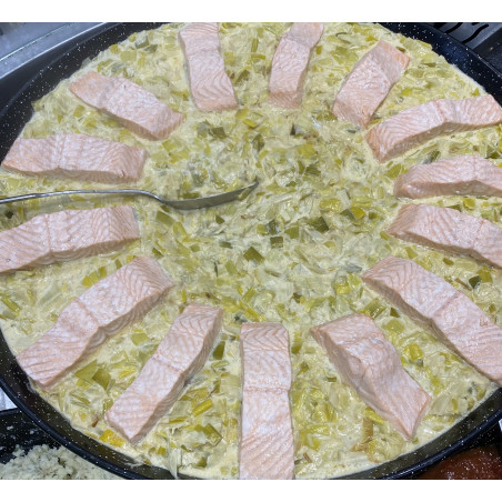 PAVE DE SAUMON SUR FONDUE DE POIREAUX